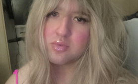 Light Makeup Post Session With Goddess