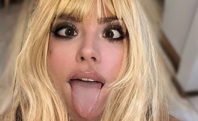 Desperate Cumslut