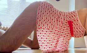 Sissy Clitty And Her Flat Cage