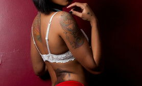 Skin Diamond Worship