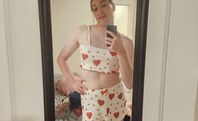 Feeling Feminine And Happy