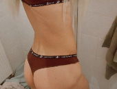 Snowbunnyleonie