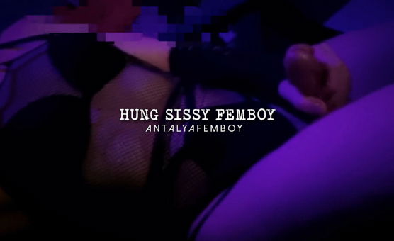 Hung Sissy Femboy