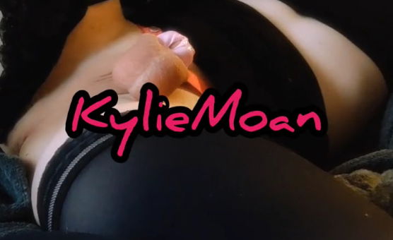 Kylie Moan - Sissy Fun Time
